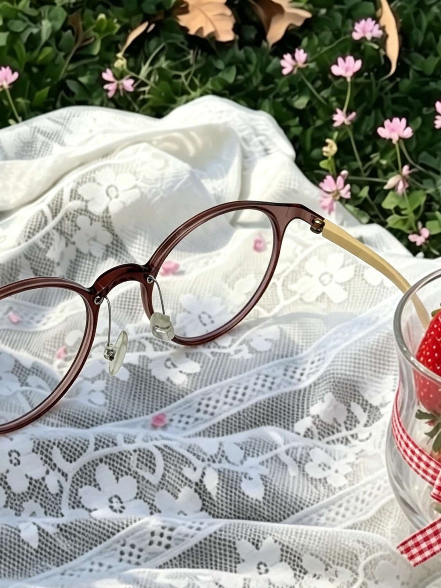 Cute eyewear V Pai 2115U sweet frame detail